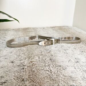 Vintage elastic metal 00’s belt